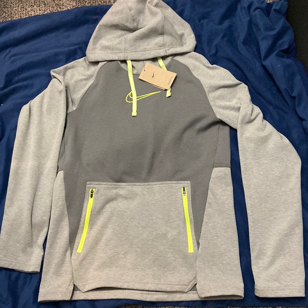 Nike Therma-fit Hoodie BRAND NEW WITH TAGS